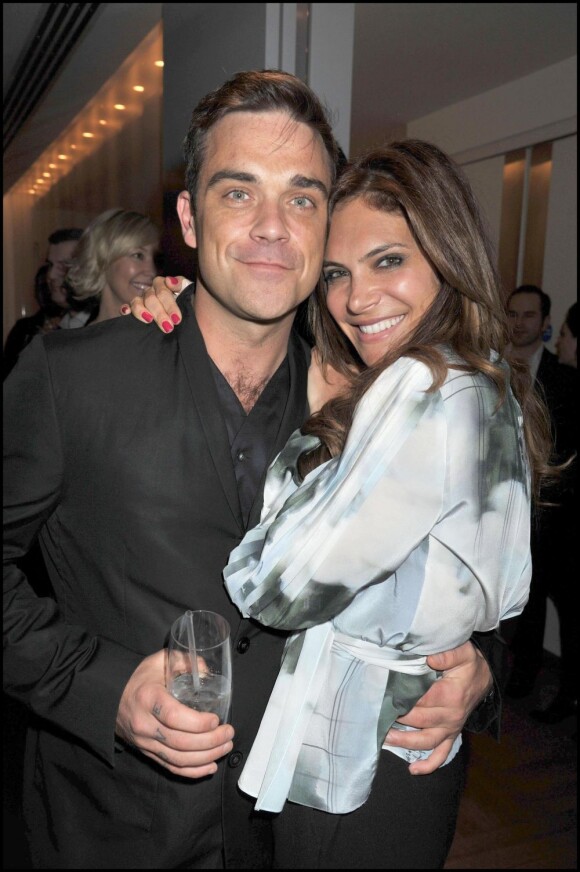 Robbie Williams et sa femme Ayda Field en février 2011
