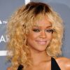 Rihanna, divine sur le tapis rouge des Grammy Awards à Los Angeles, le 12 février 2012.