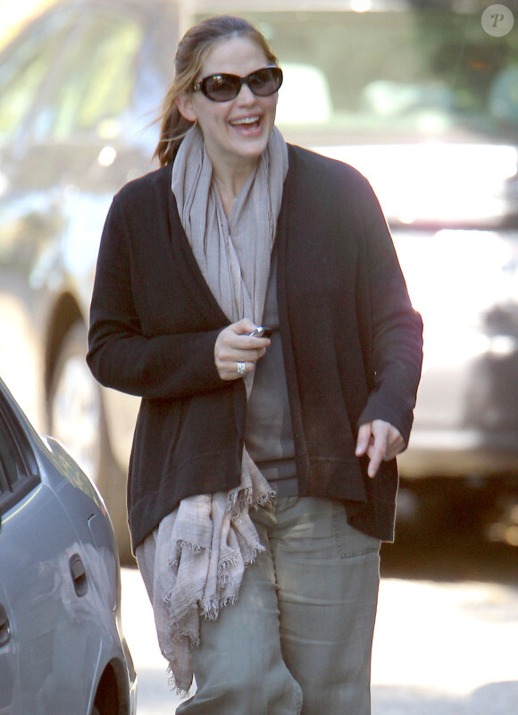 Jennifer Garner souriante à Los Angeles, le 2 avril 2012