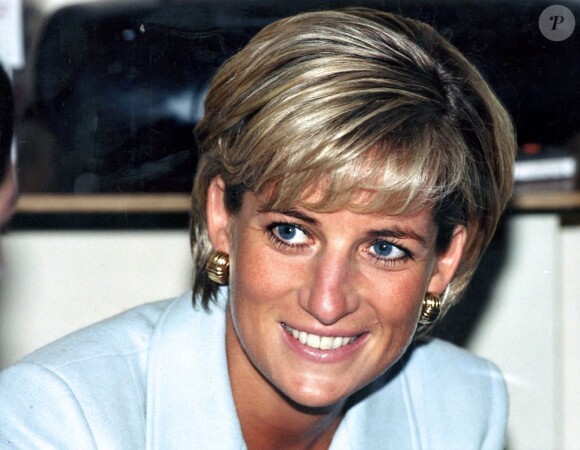 La défunte Princesse de Galles Lady Diana, mentionnée dans la catégorie Muses ayant marqué l'Histoire de la mode.
