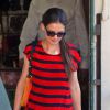 Katie Holmes quitte un magasin de tissus à Los Angeles le 4 avril 2012.