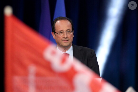 François Hollande, lors de son grand meeting à Rennes, le mercredi 4 avril 2012.