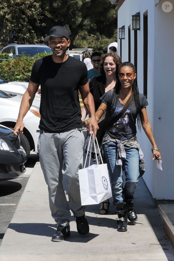 Will Smith et Jada Pinkett lors d"une sortie shopping en amoureux en 2012