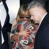 Beyoncé porte sa fille Blue Ivy à New York le 12 avril 2012