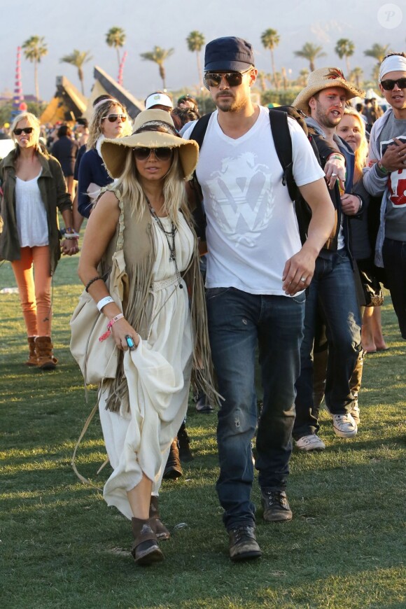 Fergie et Josh Duhamel, stylés lors du Jour 2 du Festival de Coachella. Indio, le 14 avril 2012.