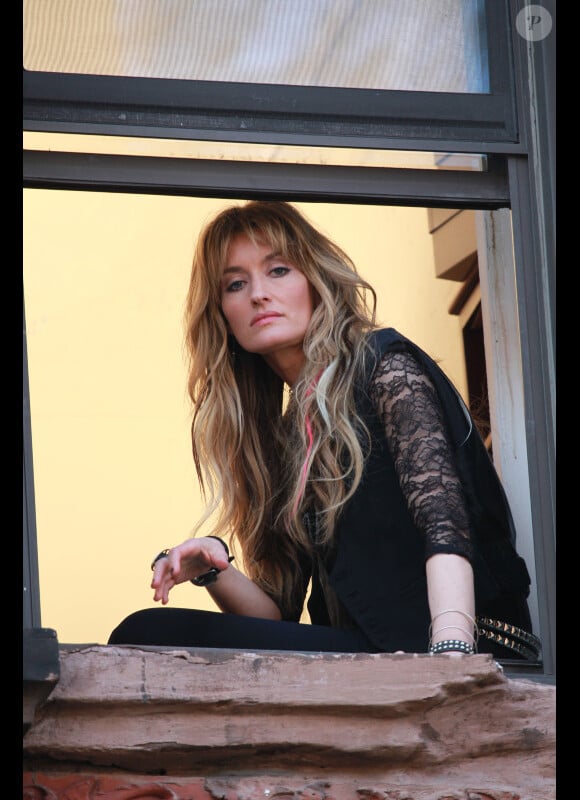 Natascha McElhone, sur le tournage de Californication, à New York, le vendredi 20 avril 2012.