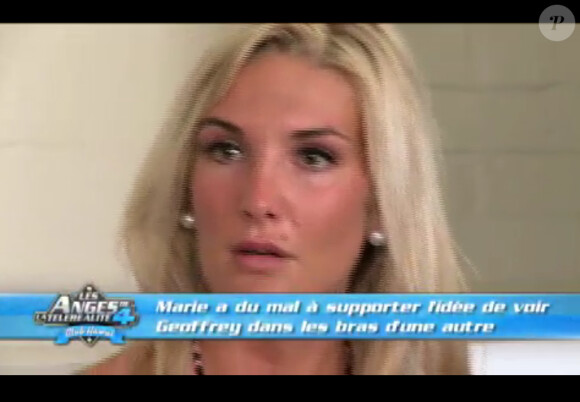Marie est hors d'elle dans Les Anges de la télé-réalité 4 le mardi 24 avril 2012 sur NRJ 12