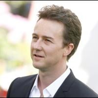 http://static1.purepeople.com/articles/8/99/88/@/43799-edward-norton-200x200-1.jpg