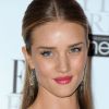 Rosie Huntington-Whiteley à Londres pour les Elle Style Awards le 13 février 2012.