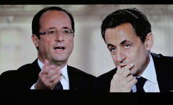 Nicolas Sarkozy et François Hollande lors du débat de l'entre deux tours, à Paris, le 2 mai 2012