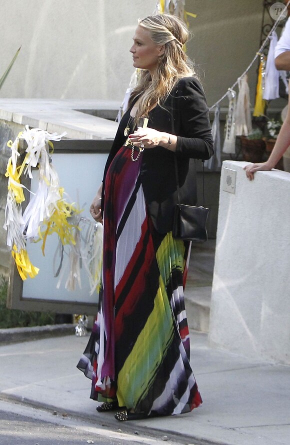 Molly Sims célébrait sa baby-shower à Los Angeles, le 5 mai 2012.