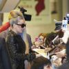 Lady Gaga arrive à l'aéroport de Tokyo le 8 mai 2012