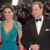 Le Prince William et Catherine Middleton arrivent au dîner de gala pour célébrer l'arrivée des Jeux Olympiques au Royal Albert Hall à Londres le 11 mai 2012