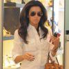 Eva Longoria pendant un shopping de dernière minute à Los Angeles le 12 mai 2012