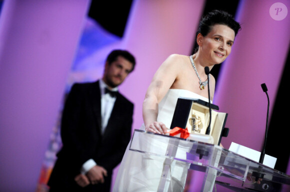 Juliette Binoche lors du festival de Cannes 2010, avec son prix d'interprétation pour Copie Conforme