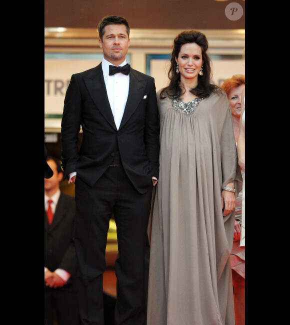 Brad Pitt et Angelina Jolie, enceinte, lors du festival de Cannes 2008