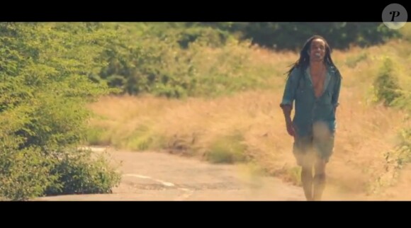 Image du clip Redemption Song de Yannick Noah, mai 2012.