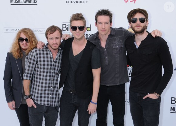 OneRepublic aux Billboard Music Awards en mai 2011. Eddie Fisher (2e à p. de la g.) a été arrêté à Denver le 15 mai 2012.