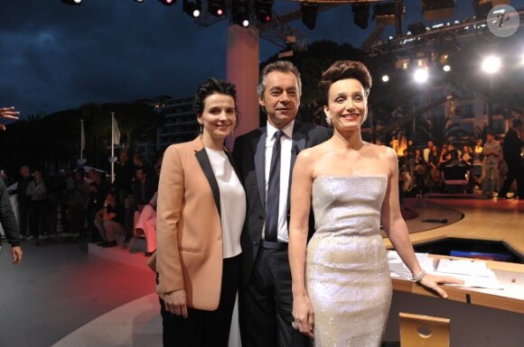 Michel Denisot, Juliette Binoche et Kristin Scott Thomas en mai 2010 à Cannes.