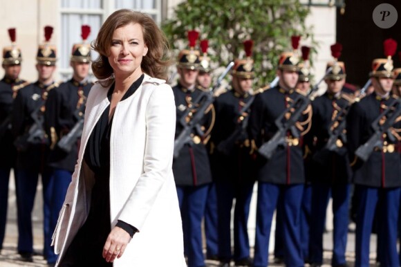 Valérie Trierweiler arrive à l'Elysée, le jour de la passation de pouvoir, à Paris, le 15 mai 2012.