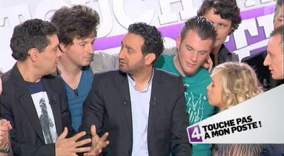 Cyril Hanouna reçoit Jean et Norbert dans Touche pas à mon poste, le 19 avril 2012 sur France 4