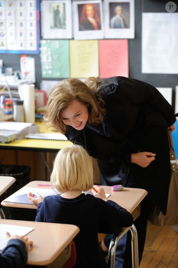 Valérie Trierweiler rend visite à une école française de Chicago, le 21 mai 2012.