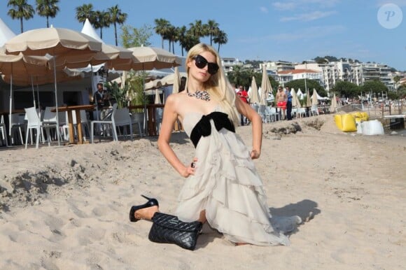 Paris Hilton lors d'un shooting photo à Cannes, le jeudi 24 mai 2012.
