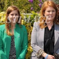 Princesse Beatrice: Inséparable de sa mère Fergie, complice avec Chelsea Clinton