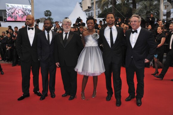 George Lucas, David Oyelowo et Cuba Gooding Jr. sur les marches du Palais pour la projection de Cosmopolis lors du 65e Festival de Cannes le 25 mai 2012