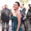 Virginie Ledoyen adopte une robe fendue sexy Elie Saab au Festival de Cannes 2012.