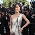 Kim Yun Jin adopte la robe fendue sexy au Festival de Cannes 2012.
