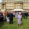 La reine Elizabeth II lors de la deuxième garden party à Buckingham Palace, le 29 mai 2012, dans le cadre des célébrations de son jubilé de diamant.