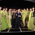 Giorgio Armani et ses mannequins lors de la soirée One Night Only In Beijing. Pékin, le 31 mai 2012.