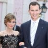 Le couple princier Felipe et Letizia d'Espagne lors d'un dîner au palais de Queluz au Portugal le 31 mai 2012