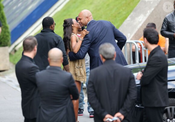 Kelly Rowland arrive au concert de Jay-Z et Kanye West à Paris Bercy le 1er juin 2012