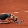 Maria Sharapova a remporté samedi 9 juin 2012 Roland-Garros pour la première fois de sa carrière, aux dépens de l'Italienne Sara Errani. La Russe devient seulement la 6e joueuse de l'ère Open à s'être imposée dans chacun des Majeurs du circuit.