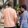 Kris, Bruce, Kylie et Kendall Jenner arrivent à leur hôtel à Hawaï, le mercredi 30 mai 2012, à l'occasion du mariage de Brandon Jenner prévu le lendemain.