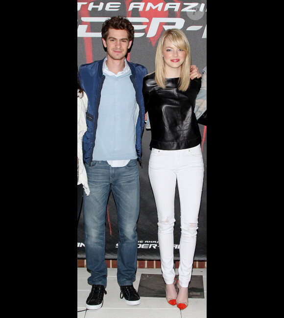 Andrew Garfiel et Emma Stone lors du photocall de The Amazing Spider-Man à New York, le 9 juin 2012.
