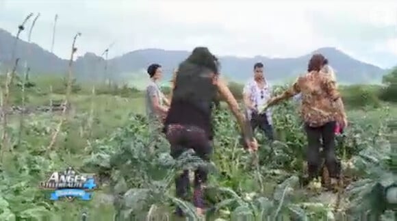 Nabilla dans les Anges de la télé-réalité 4, mardi 12 juin 2012 sur NRJ12