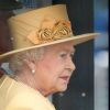 La reine Elizabeth II lors de la parade militaire "Trooping the colour", à Londres, le 16 juin 2012