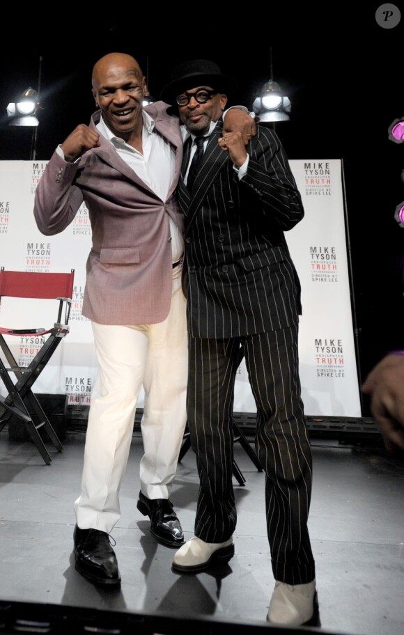 Mike Tyson et Spike Lee présentent le spectacle de Undisputed Truth, à Broadway, le 18 juin 2012
