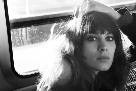 Alexa Chung pour Maje