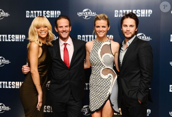 L'équipe du film Battleship à Londres, le 28 mars 2012 : Rihanna, Peter Berg, Brooklyn Decker et Taylor Kitsch.