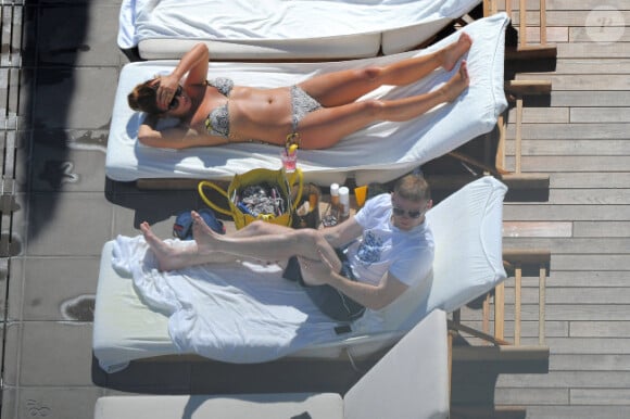 Wayne Rooney et sa femme Coleen apprécient leur séjour sous le soleil de la Californie à Los Angeles le 27 juin 2012
