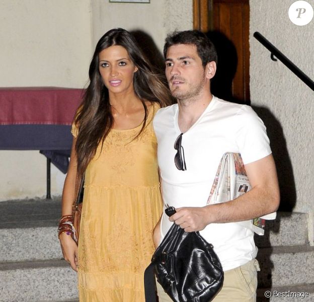 Iker Casillas Et Sara Carbonero Diner En Amoureux Pour Les Deux Tourtereaux Purepeople