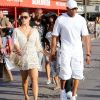 Très complices, Dr Dre et sa femme Nicole, en vacances à Saint-Tropez le 3 juillet 2012