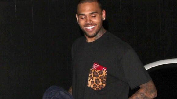 Chris Brown : Le père de Rihanna voudrait les revoir en couple !