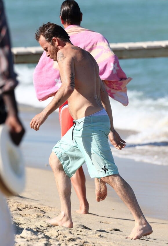 Stephen Dorff et sa petite amie sur la plage à Saint-Tropez le 8 juillet 2012