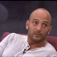 Secret Story 6 : Kevin choisit Caroline, Nadège et Emilie en couple ?