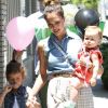 Jessica Alba et ses filles Honor et Haven à Los Angeles en juin 2012